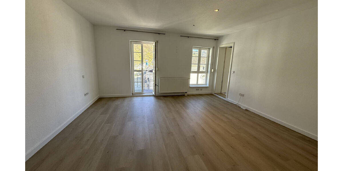 Etagenwohnung Bad Ems - 3 Zimmer, 112 m&sup2;, 1.120&euro; | Angebot:26190375