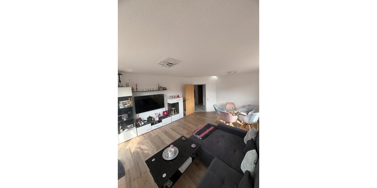 Etagenwohnung Würselen - 3 Zimmer, 77 m&sup2;, 1.010&euro; | Angebot:26227548