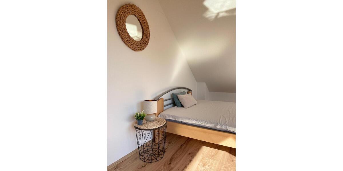 Wohnen auf Zeit Bonn Lannesdorf - 1 Zimmer, 25 m&sup2;, 600&euro; | Angebot:25617146