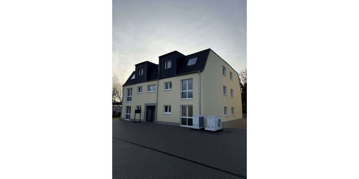 Etagenwohnung Erftstadt - 3 Zimmer, 94 m&sup2;, 1.270&euro; | Angebot:23872860