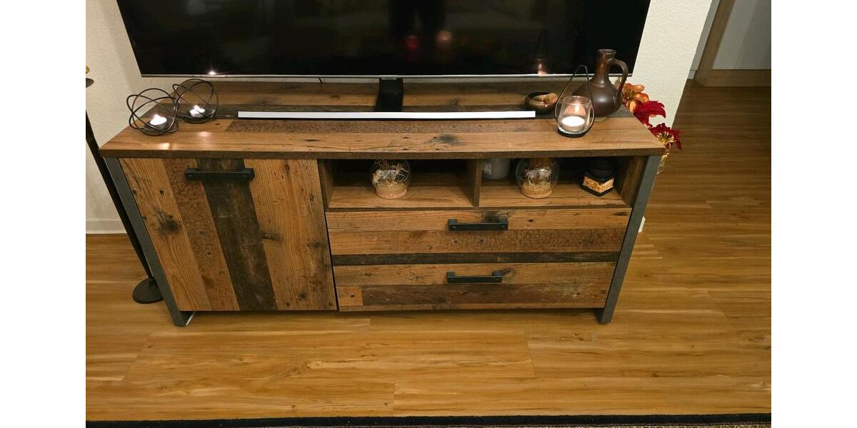 Etagenwohnung Rostock Hansaviertel - 3 Zimmer, 61 m&sup2;, 2.500&euro; | Angebot:25018147