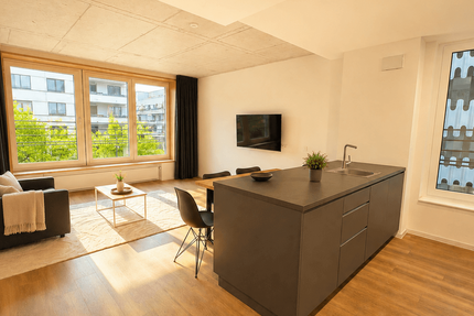 Wohnung Düsseldorf Heerdt - 2 Zimmer, 80 m&sup2;, 1.700&euro; | Angebot:26663354