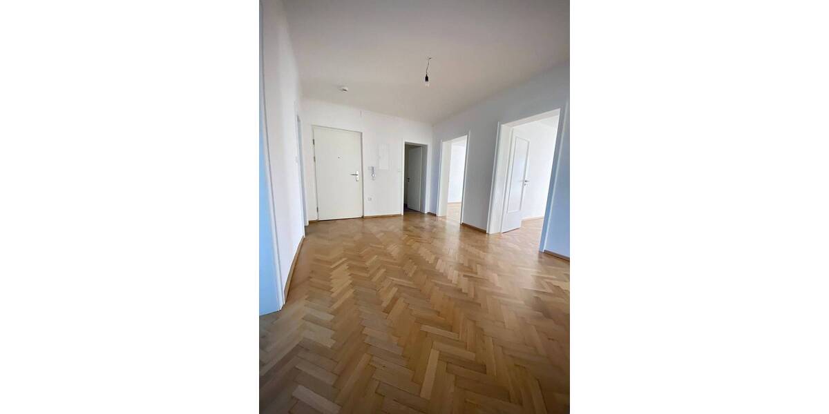 Etagenwohnung Nürnberg Großreuth h d Veste - 4 Zimmer, 109 m&sup2;, 1.150&euro; | Angebot:26203712