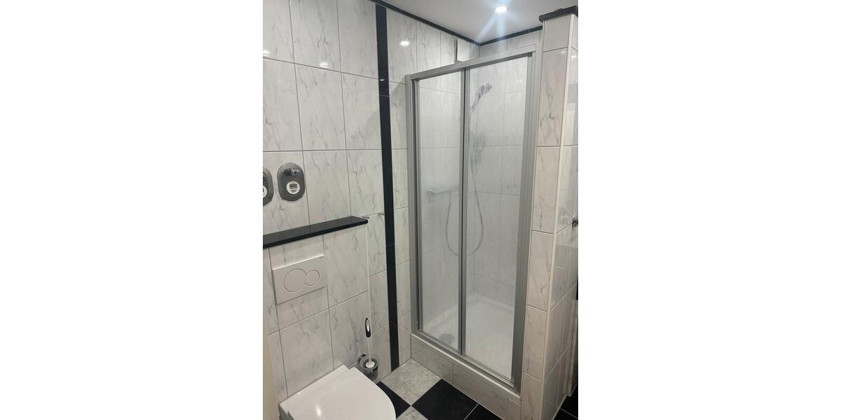 Etagenwohnung Karlsruhe Beiertheim-Bulach - 4 Zimmer, 92 m&sup2;, 1.600&euro; | Angebot:25964376