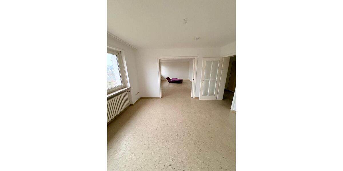 Erdgeschoßwohnung Zweibrücken - 4 Zimmer, 120 m&sup2;, 700&euro; | Angebot:24701667