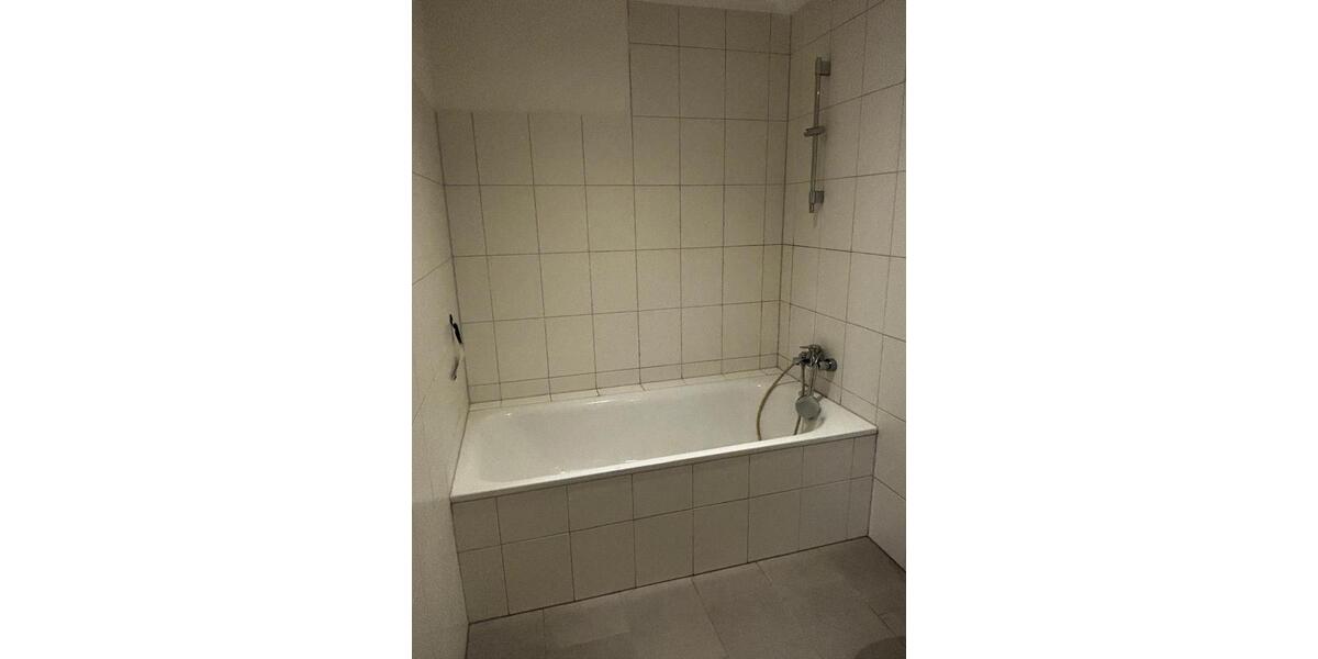 Etagenwohnung Eberswalde - 4 Zimmer, 120 m&sup2;, 1.300&euro; | Angebot:25646531