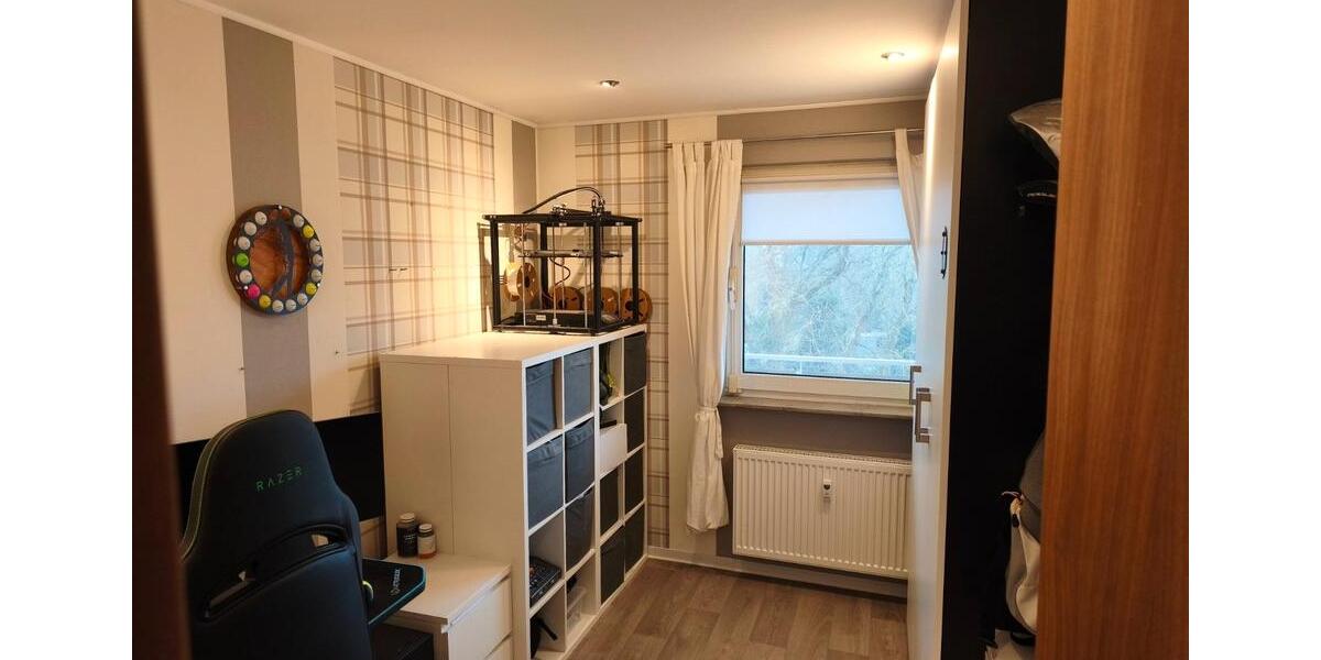 Etagenwohnung Butzbach - 3 Zimmer, 85 m&sup2;, 1.200&euro; | Angebot:26533059