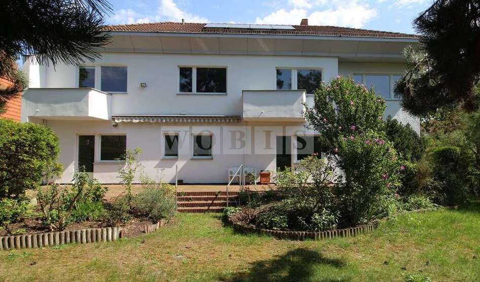 Haus zum Mieten in Dahlem 2.000 € 280.89 m²