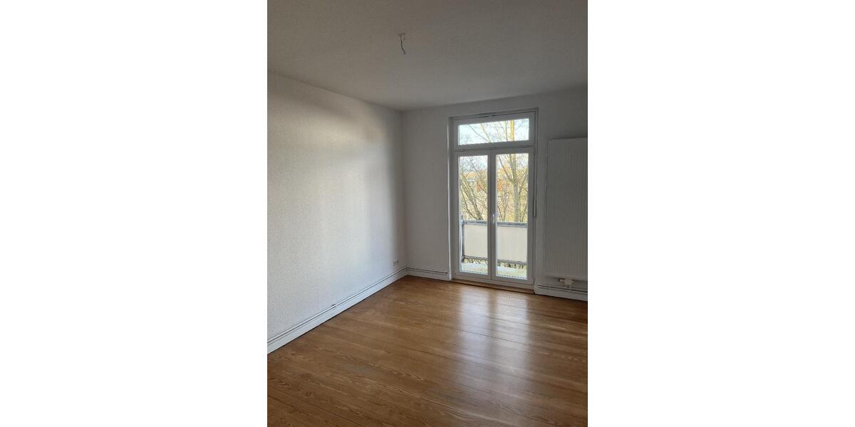 Etagenwohnung Schwerin Altstadt - 3 Zimmer, 71 m&sup2;, 780&euro; | Angebot:25304010