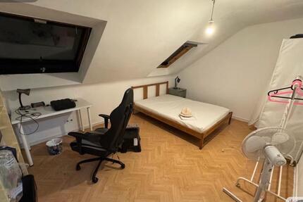 Wohnen auf Zeit Duisburg Duisburg-Mitte - 1 Zimmer, 12 m&sup2;, 15&euro; | Angebot:26637251