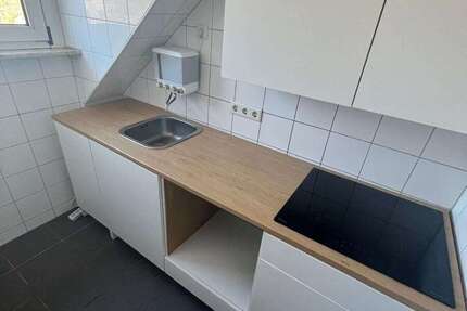 Wohnung Düsseldorf Oberbilk - 1 Zimmer, 33 m&sup2;, 585&euro; | Angebot:26952197