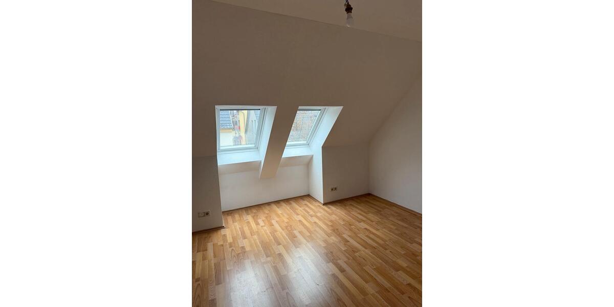 Dachgeschoßwohnung Quedlinburg - 3 Zimmer, 60 m&sup2;, 450&euro; | Angebot:25446885