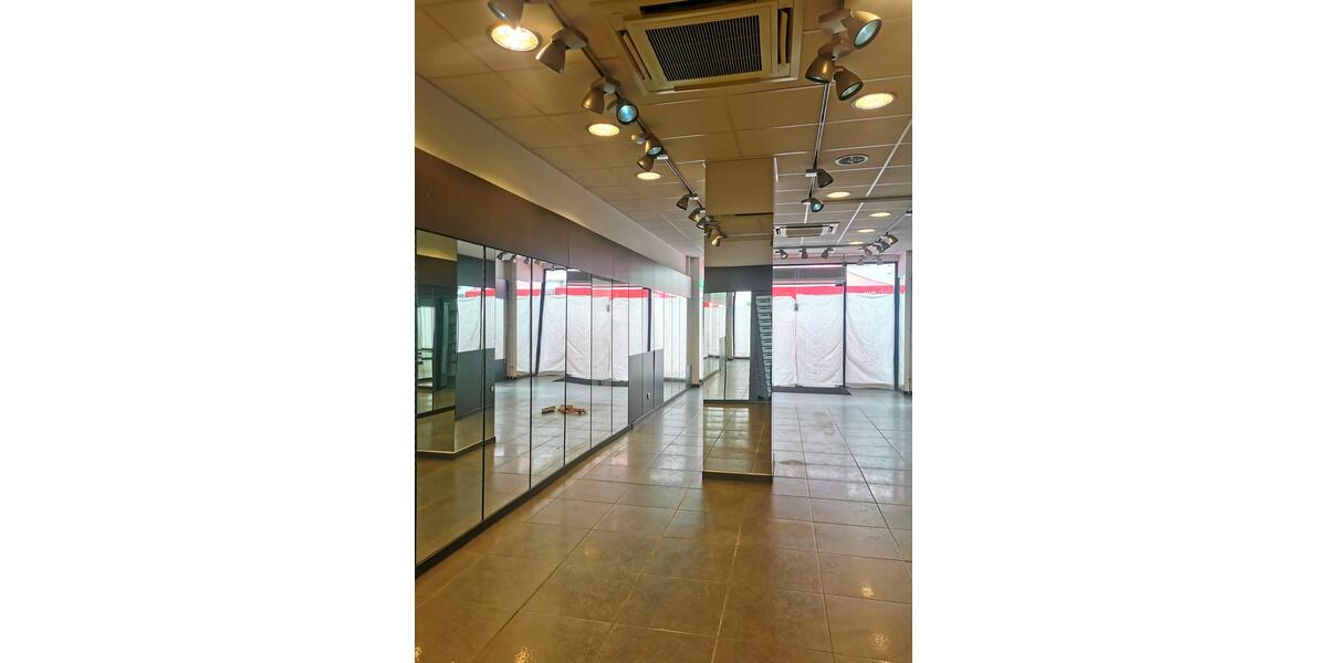 Ladenlokal in 1a Lage zimmer