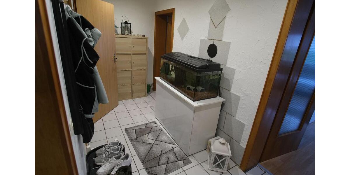 Etagenwohnung Wilnsdorf - 3 Zimmer, 76 m&sup2;, 700&euro; | Angebot:26532714