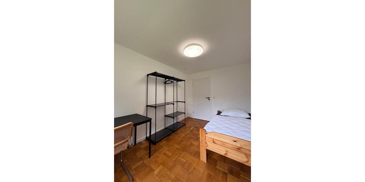 Wohnen auf Zeit Stuttgart Bad Cannstatt - 3 Zimmer, 74 m&sup2;, 510&euro; | Angebot:26634784