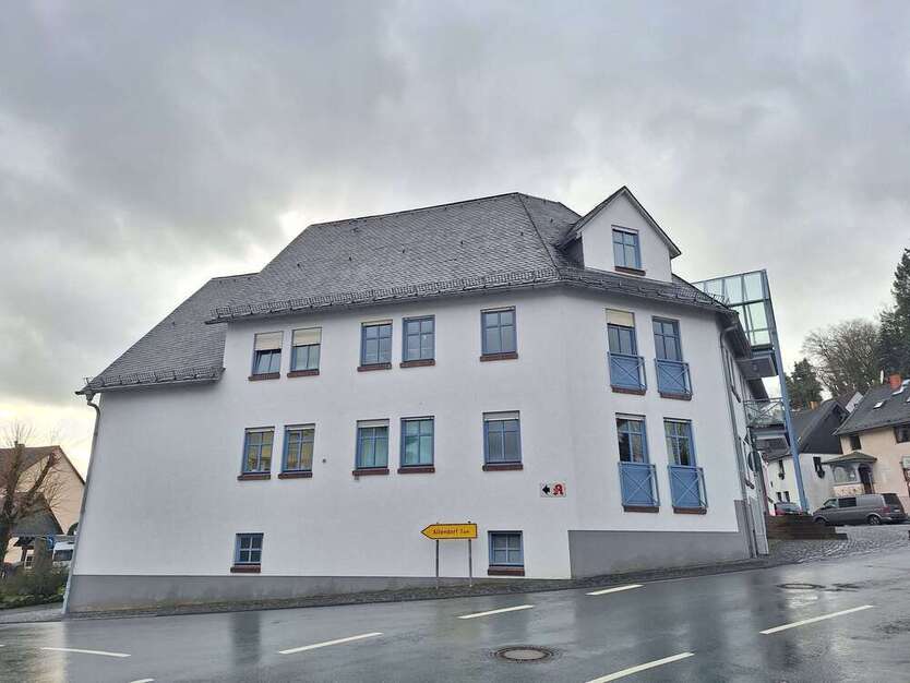 Wohnung zum Mieten in Merenberg 825 € 110 m²