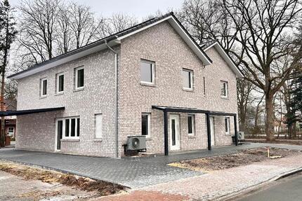 Haus Saterland - 4 Zimmer, 142 m&sup2;, 1.280&euro; | Angebot:25390790