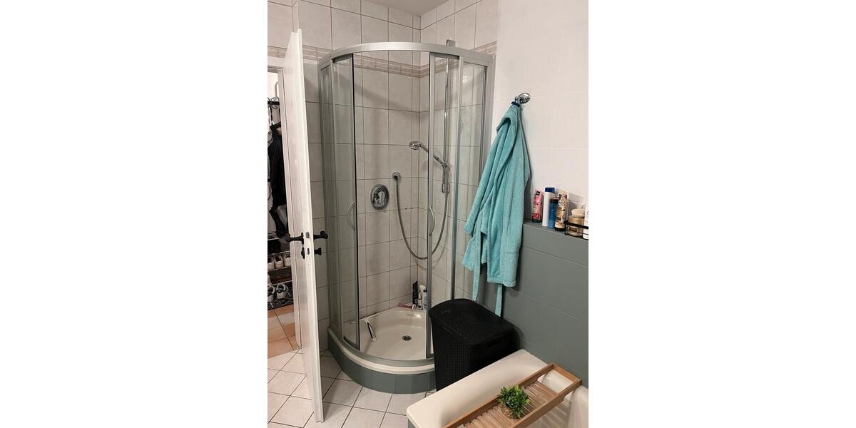 Etagenwohnung Traunreut Irsing - 2 Zimmer, 62 m&sup2;, 950&euro; | Angebot:24962140