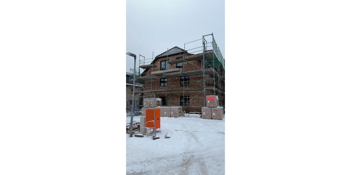 Etagenwohnung Heide - 4 Zimmer, 93 m&sup2;, 1.300&euro; | Angebot:24817047