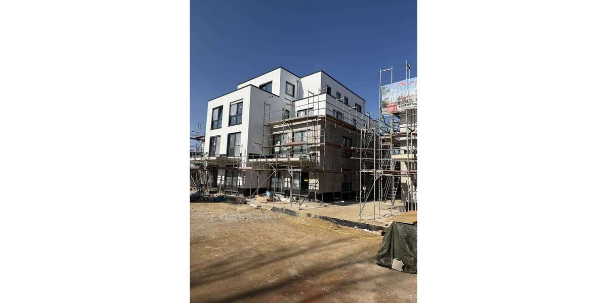 Etagenwohnung Bückeburg - 3 Zimmer, 77 m&sup2;, 881&euro; | Angebot:25570492