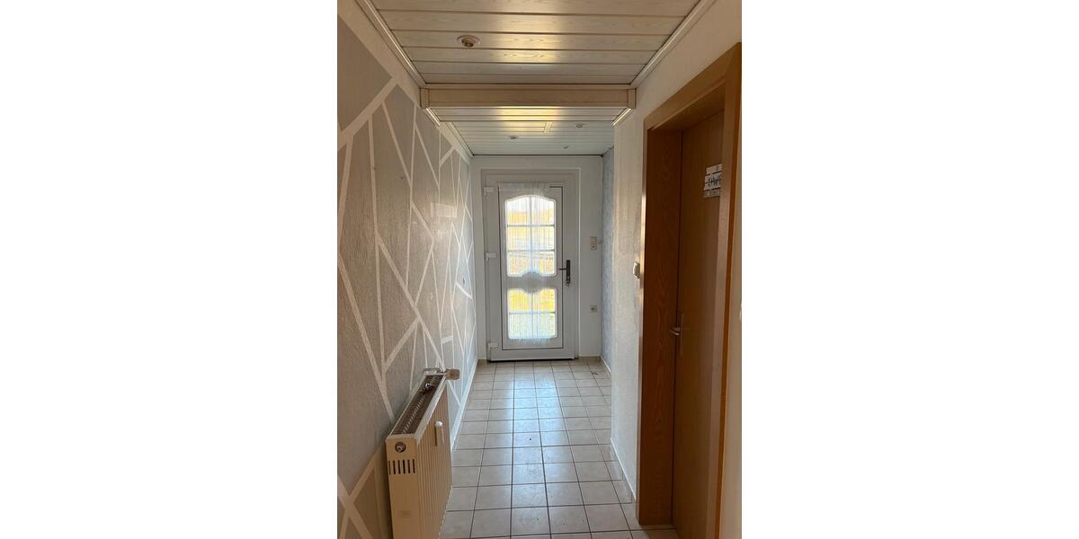 Etagenwohnung Rinteln - 4 Zimmer, 80 m&sup2;, 900&euro; | Angebot:25048477