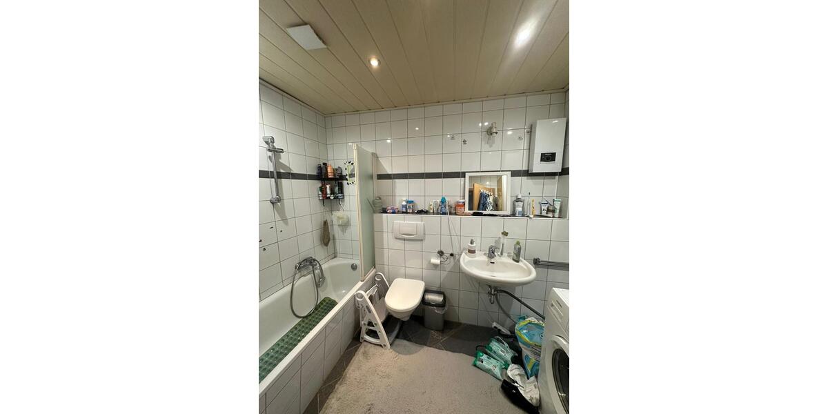Dachgeschoßwohnung Paderborn - 3 Zimmer, 70 m&sup2;, 650&euro; | Angebot:26560417