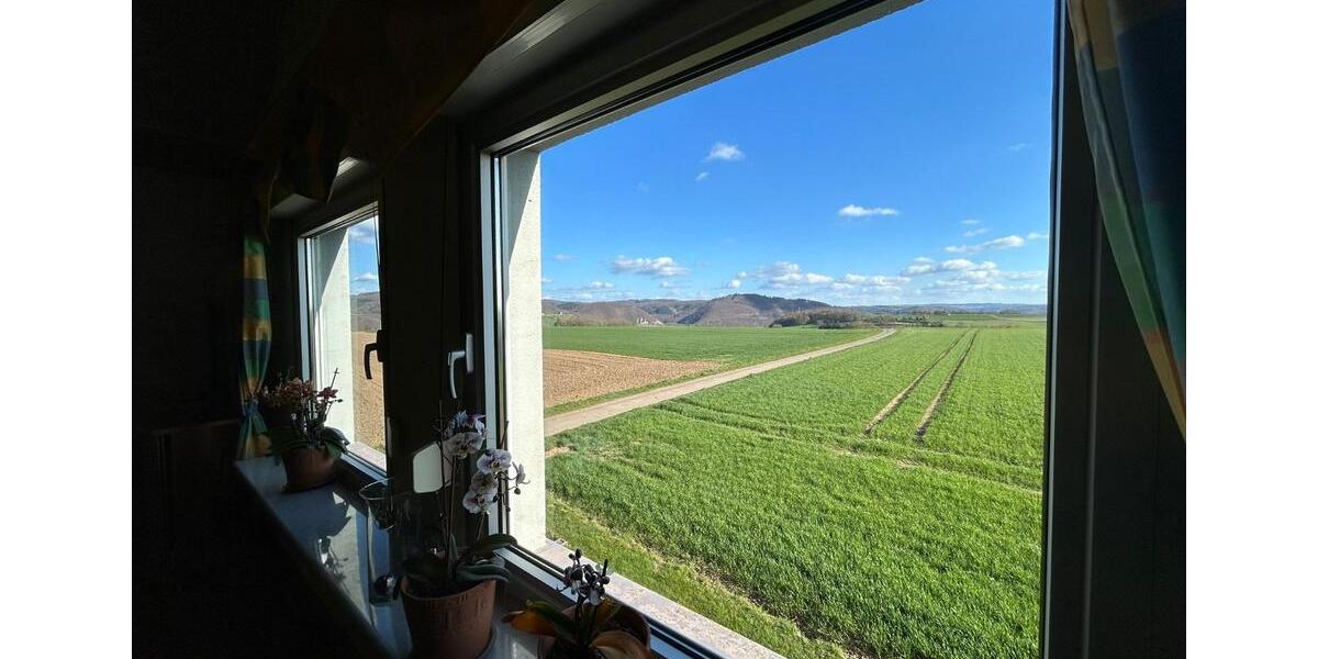 Dachgeschoßwohnung Dieblich - 4 Zimmer, 120 m&sup2;, 890&euro; | Angebot:25942877