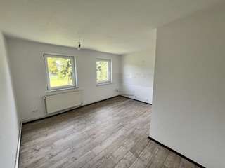 Wohnung Schöningen Hoiersdorf - 2 Zimmer, 50 m&sup2;, 300&euro; | Angebot:26663482