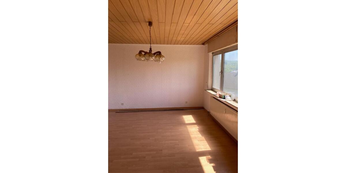 Erdgeschoßwohnung Püttlingen - 3.5 Zimmer, 95 m&sup2;, 690&euro; | Angebot:24867544