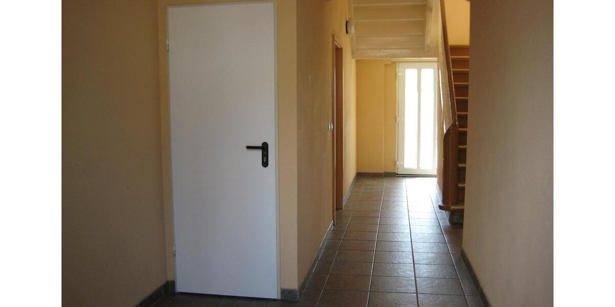 Etagenwohnung Genthin - 2 Zimmer, 54 m&sup2;, 324&euro; | Angebot:24849068