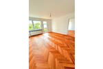 Neu-Isenburg: Frisch sanierte 3-Zimmerwohnung mit Balkon, ideal für 1-2-Personen!