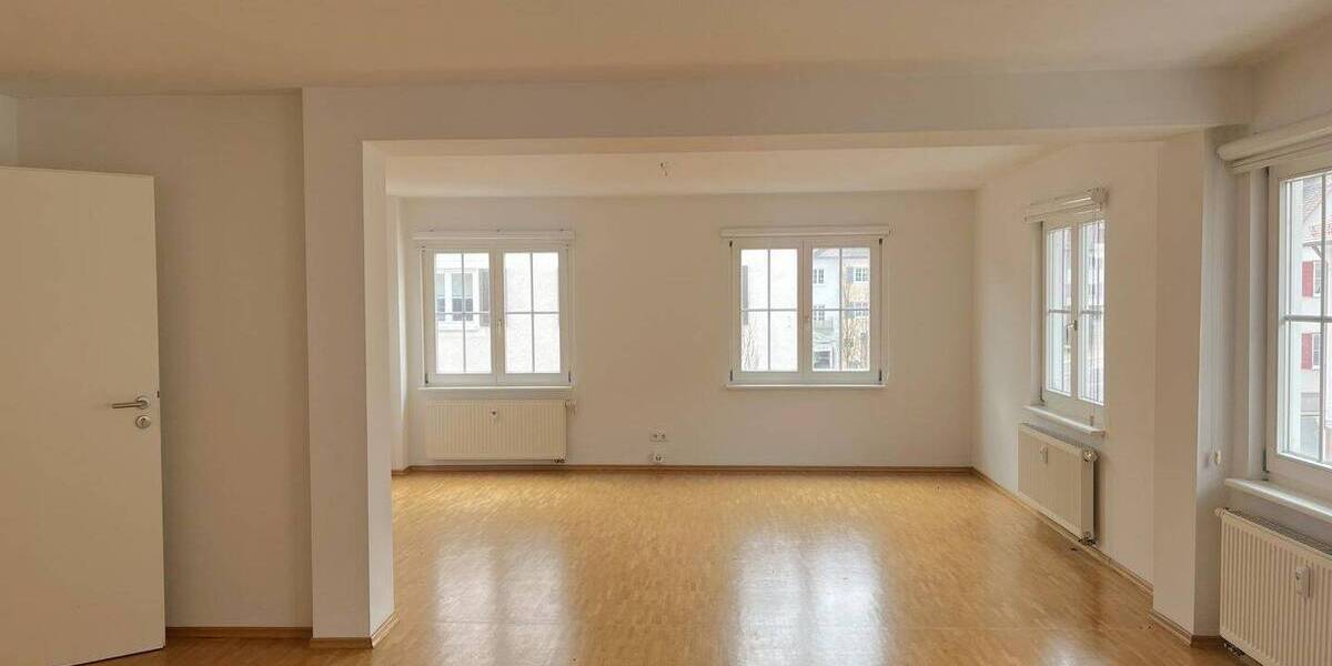 Etagenwohnung Freudenstadt - 3 Zimmer, 132 m&sup2;, 995&euro; | Angebot:26544875