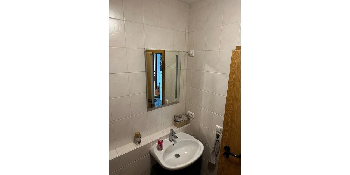 Erdgeschoßwohnung Hollfeld - 2 Zimmer, 97 m&sup2;, 650&euro; | Angebot:24524281