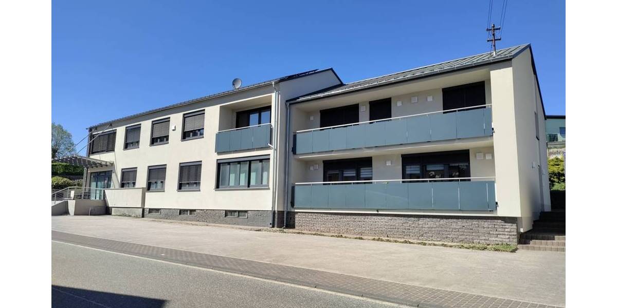Etagenwohnung Waxweiler - 4 Zimmer, 99 m&sup2;, 1.100&euro; | Angebot:26568923
