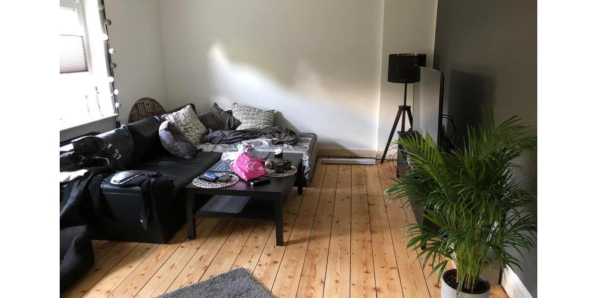 Doppelhaushälfte mit eigenem Garten ab 15.04.2026 zu vermieten 4 zimmer