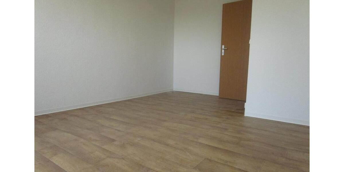 Dachgeschoßwohnung Döbeln - 6 Zimmer, 123 m&sup2;, 599&euro; | Angebot:26646287