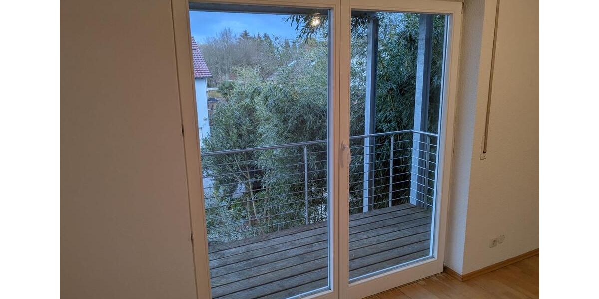 Etagenwohnung Konstanz Dettingen-Wallhausen - 4 Zimmer, 90 m&sup2;, 1.500&euro; | Angebot:24782086
