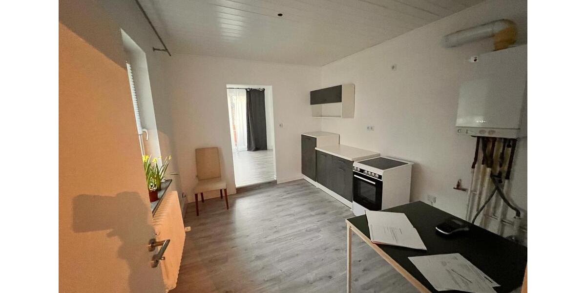 Etagenwohnung Schwalmstadt - 2 Zimmer, 80 m&sup2;, 600&euro; | Angebot:26552800