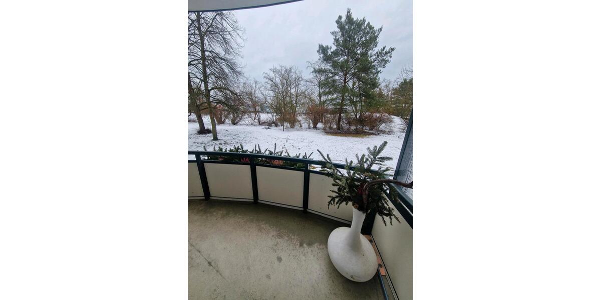 Erdgeschoßwohnung Hoyerswerda - 3 Zimmer, 63 m&sup2;, 480&euro; | Angebot:25100568