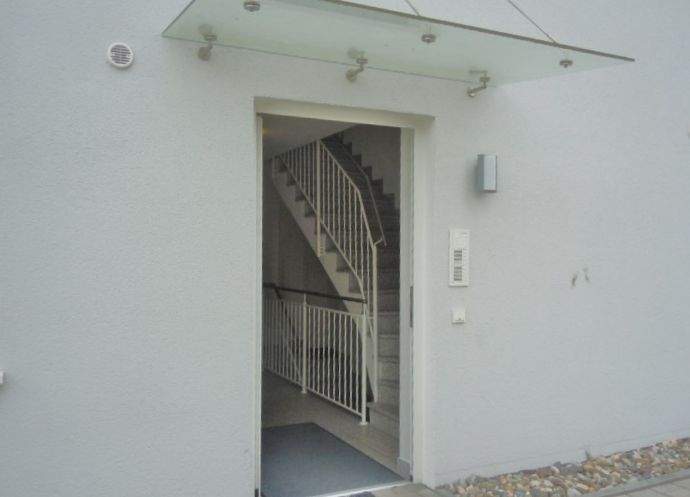 Etagenwohnung Ingolstadt Augustinviertel - 2 Zimmer, 91 m&sup2;, 1.125&euro; | Angebot:26176044