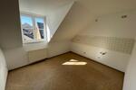 Dachgeschoßwohnung Bad Lobenstein - 3 Zimmer, 68 m&sup2;, 374&euro; | Angebot:26439295