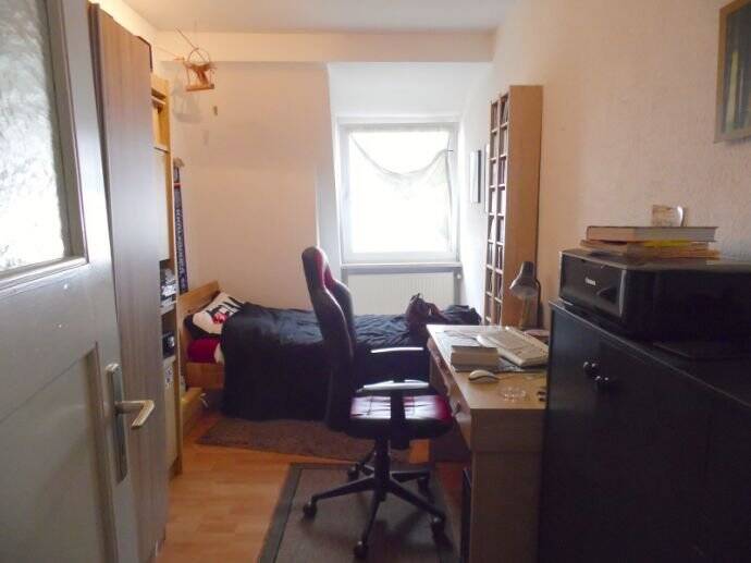 Etagenwohnung Ludwigshafen am Rhein Süd - 4 Zimmer, 100 m&sup2;, 850&euro; | Angebot:24991765