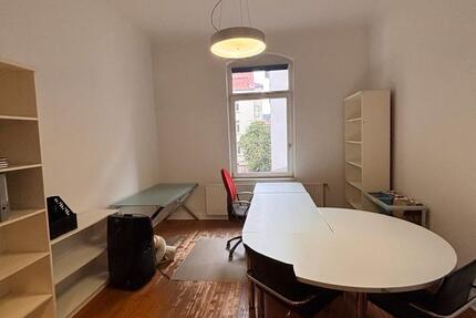 Büroraum in einem Gemeinschaftsbüro zimmer