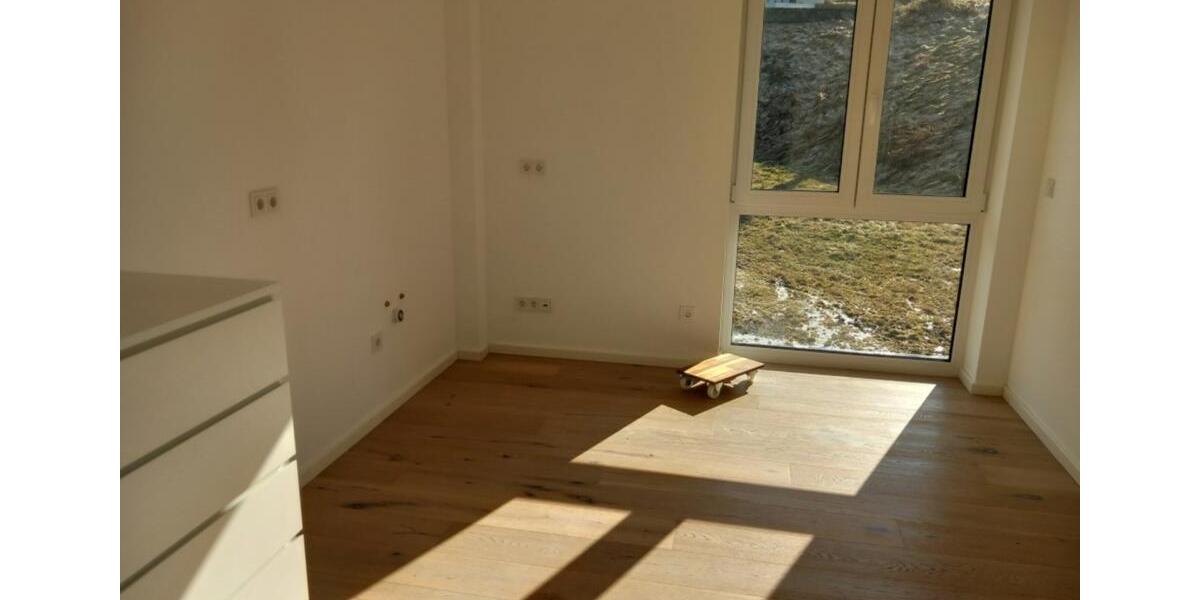 Etagenwohnung Hückeswagen - 2 Zimmer, 38 m&sup2;, 450&euro; | Angebot:25083102