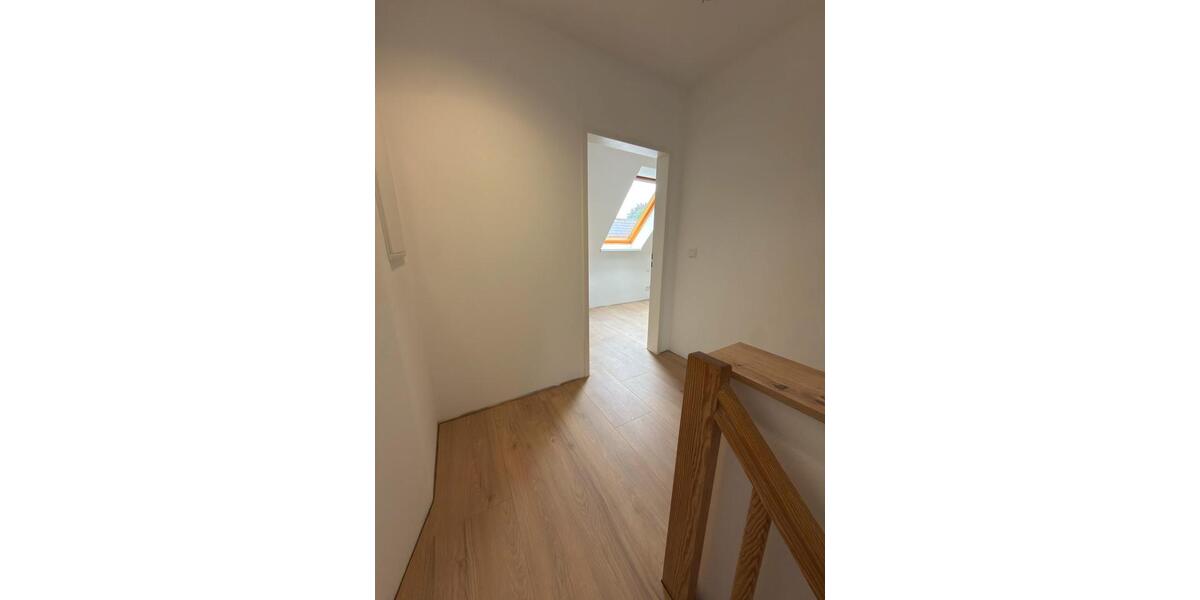Etagenwohnung Oyten - 5.5 Zimmer, 125 m&sup2;, 1.500&euro; | Angebot:26626034