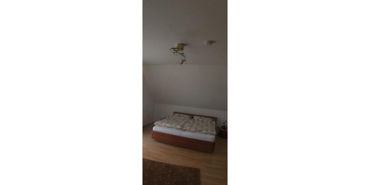 Wohnen auf Zeit Solingen Höhscheid - 2 Zimmer, 75 m&sup2;, 75&euro; | Angebot:24477386