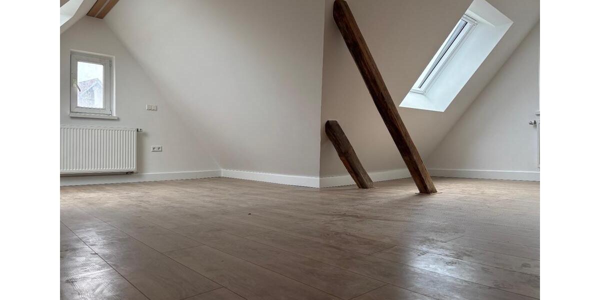 Einfamilienhaus Schwaigern - 4 Zimmer, 120 m&sup2;, 1.700&euro; | Angebot:24977745