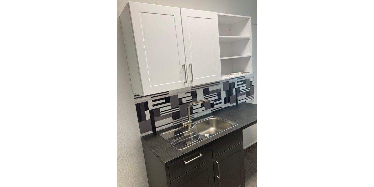 Gewerbeobjekt Erwitte - 6 Zimmer, 115 m&sup2;, 850&euro; | Angebot:25664648