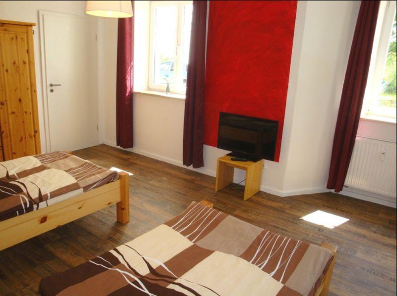 Erdgeschoßwohnung Wolnzach - 2 Zimmer, 80 m&sup2;, 95&euro; | Angebot:26014396