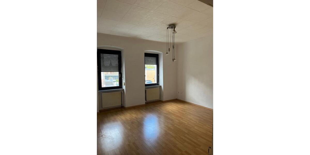Erdgeschoßwohnung Sankt Ingbert - 3 Zimmer, 90 m&sup2;, 750&euro; | Angebot:26169568